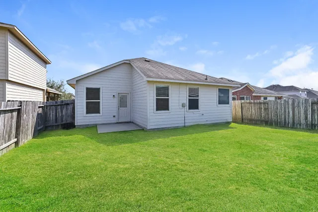 $1,925 | 14302 Merganser Drive, Houston, TX 77047