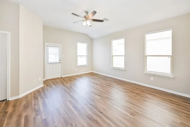 $1,925 | 14302 Merganser Drive, Houston, TX 77047