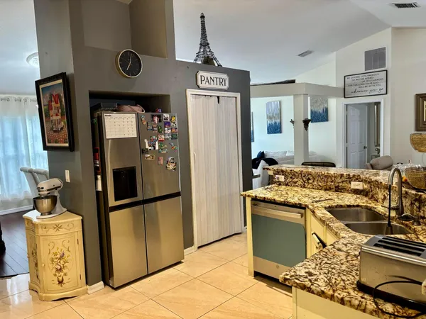 $2,500 | 981 Southwest McComkle Avenue, Port St. Lucie, FL 34953