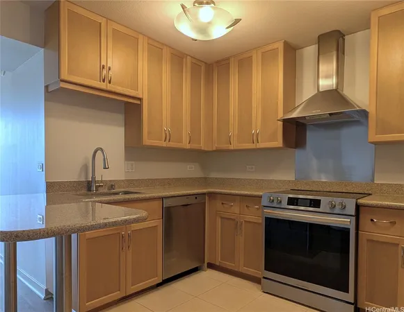$3,350 | 1296 Kapiolani Boulevard, Unit II809, Honolulu, HI 96814