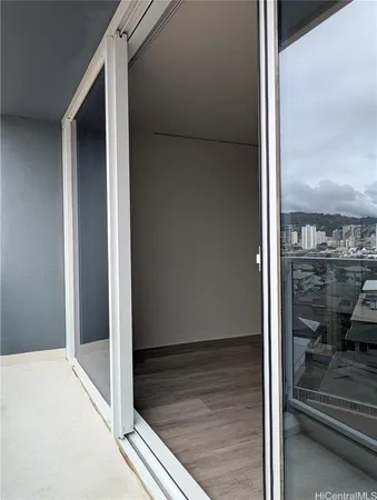 $3,350 | 1296 Kapiolani Boulevard, Unit II809, Honolulu, HI 96814