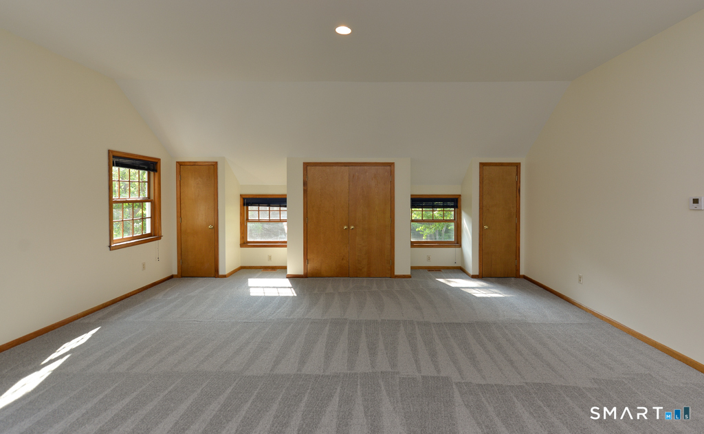 53 Holbrook Road Seymour, CT 06483 - Photo 11 of 23