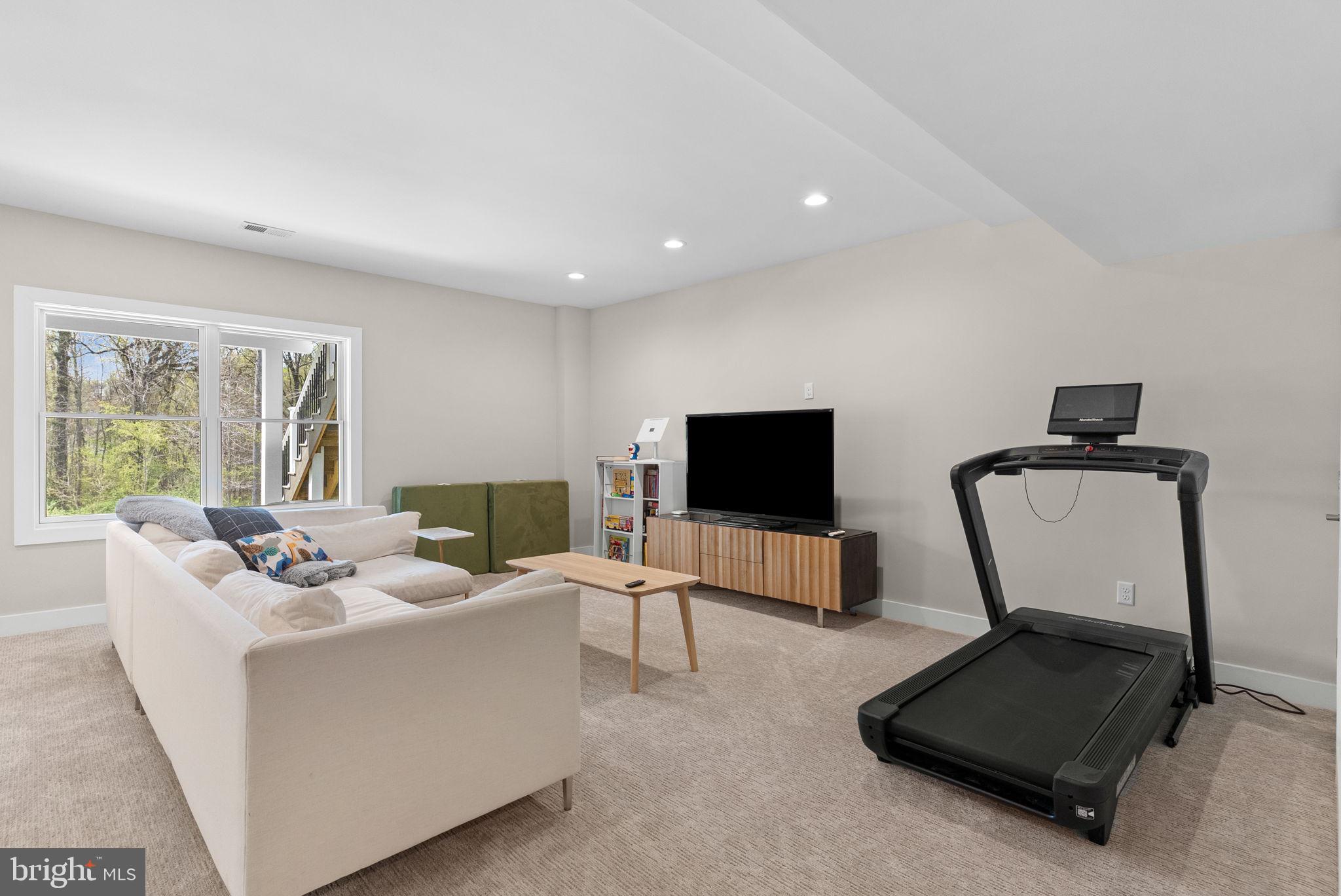 3155 Ridgeview Court Garnet Valley, PA 19060 - Photo 77 of 99