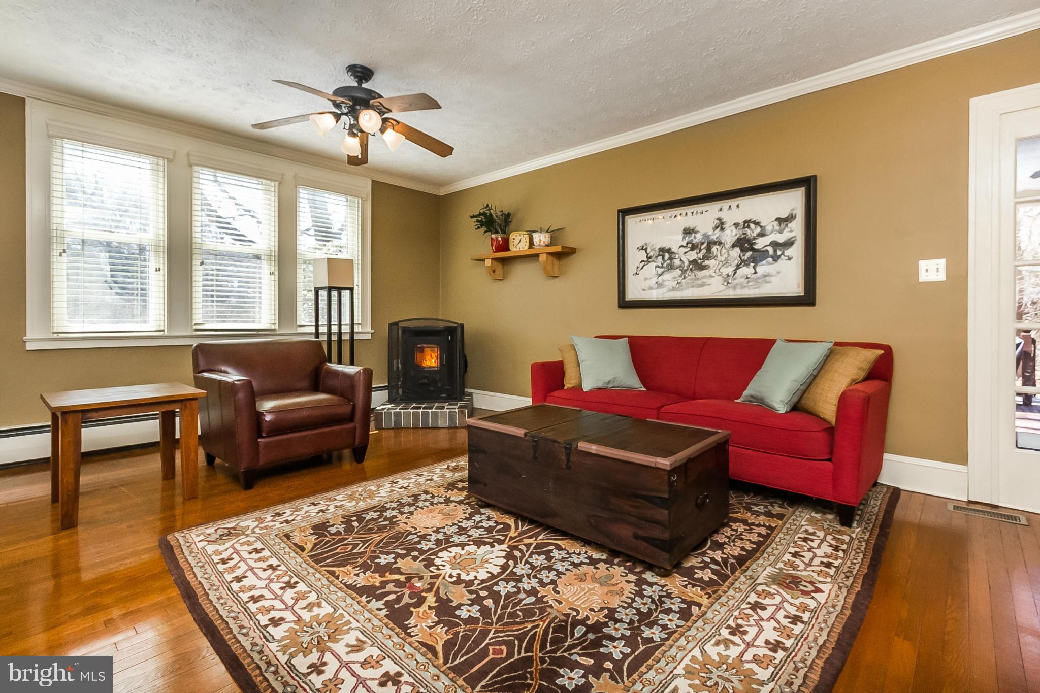 3714 Sweet Air Road Phoenix, MD 21131 - Photo 4 of 20 Living Room