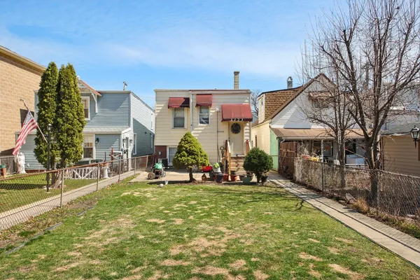 $329,000 | 3123 South Hamlin Avenue, Chicago, IL 60623