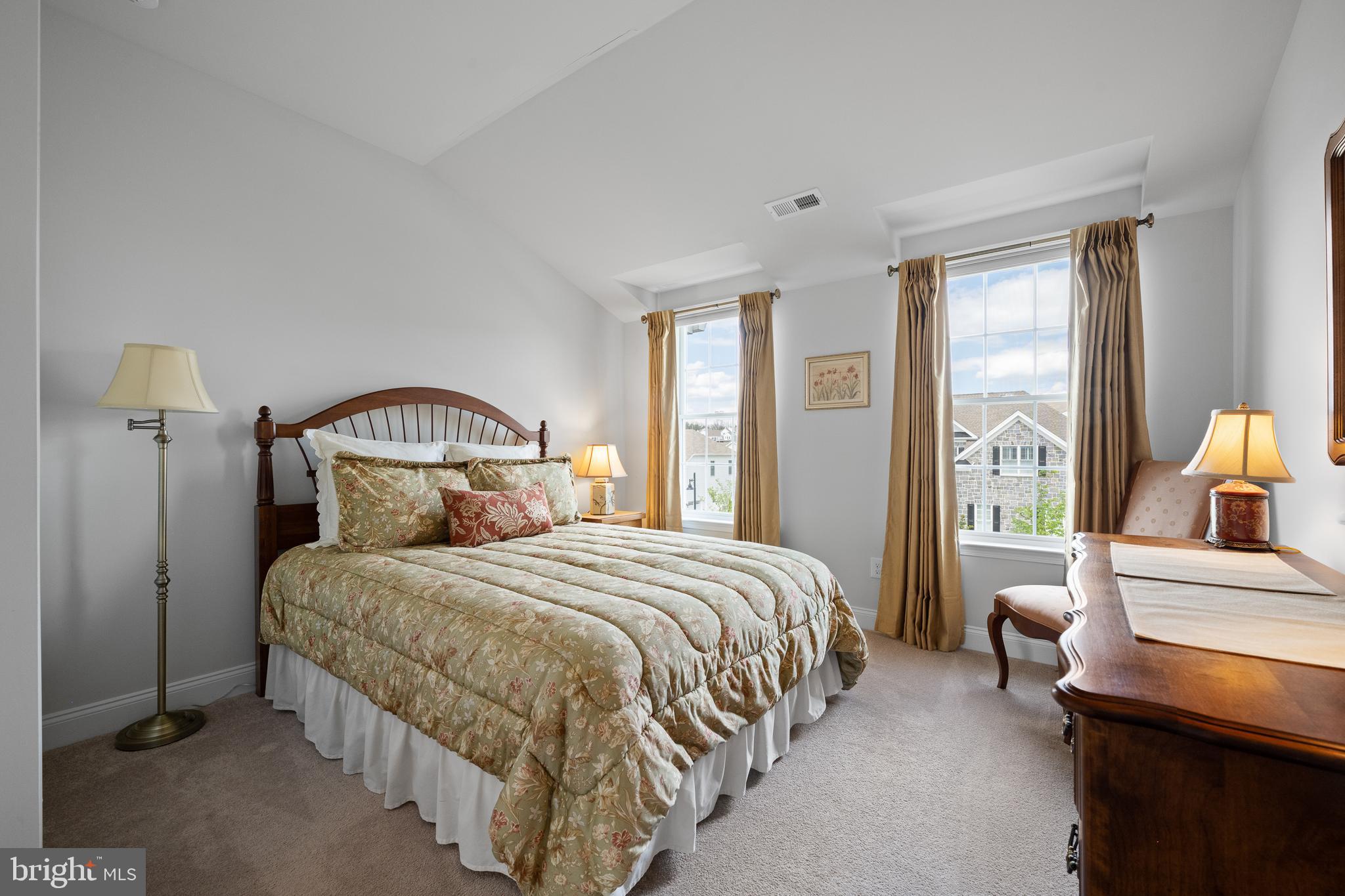 502 Liseter Road Newtown Square, PA 19073 - Photo 32 of 49 Bedroom 3 with jack and jill bath