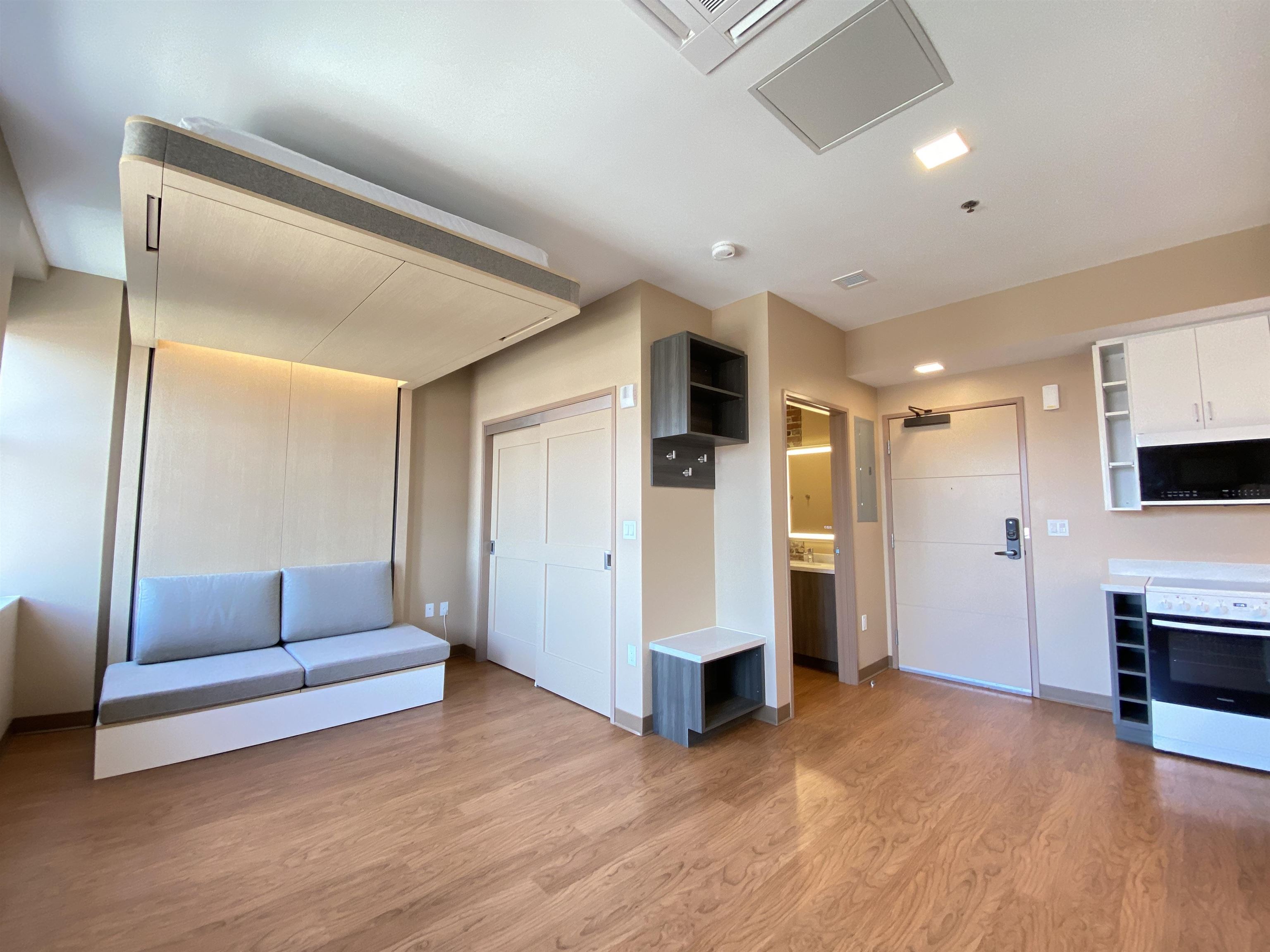 83 Hanover Street, Unit 510 Manchester, NH 03101 - Photo 34 of 54