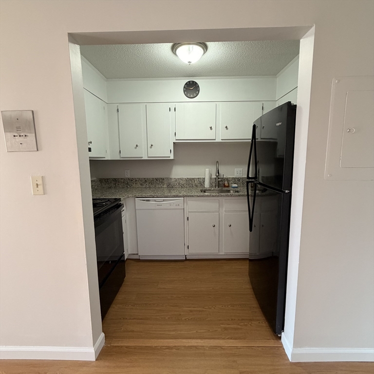 1186 Worcester Road, Unit 921 Framingham, MA 01702 - Photo 5 of 7