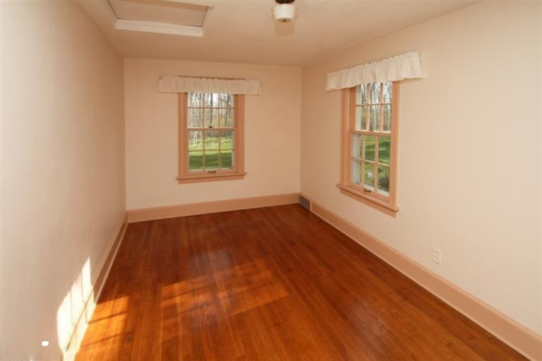 1713 Barney Road Kalamazoo, MI 49007 - Photo 3 of 11 Additional Photo