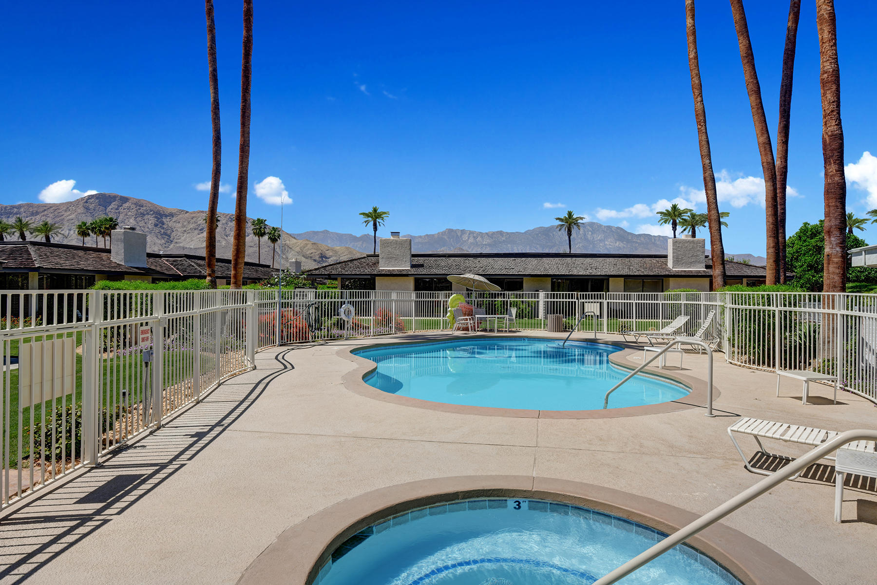 30 Duke Drive Rancho Mirage, CA 92270 - Photo 37 of 38 COMMUNITY SPA AND POOL TO MOUNTAINS MLS