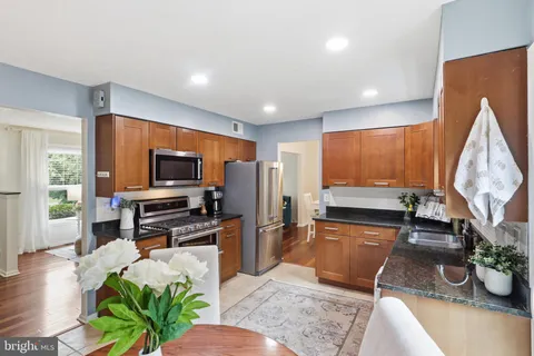 $850,000 | 9207 Paloma Lane, Springfield, VA 22153