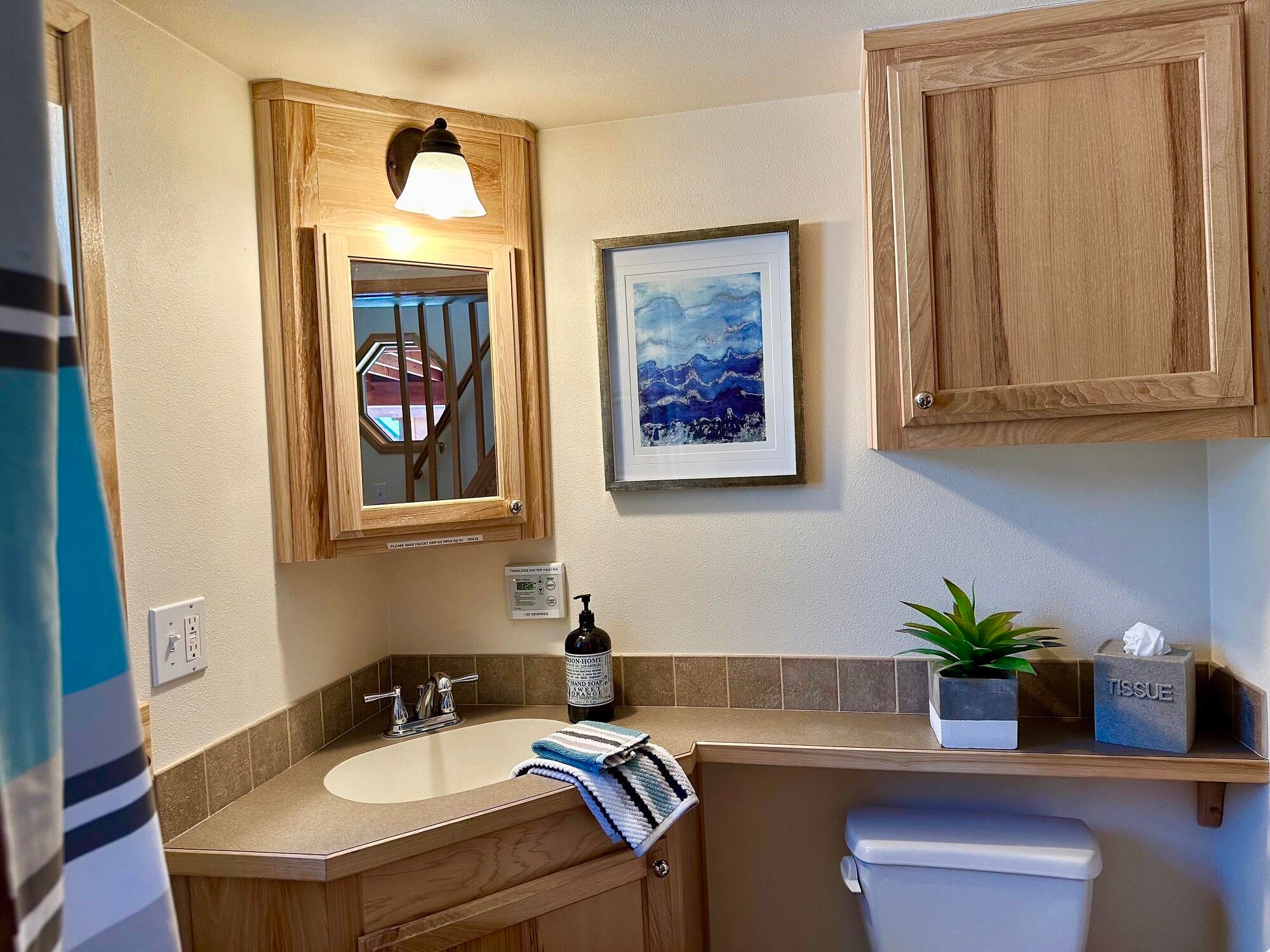 7979 Hyatt Prairie Road, Unit 51 Ashland, OR 97520 - Photo 18 of 34 cabin 51_19