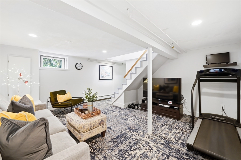 8 Freemont Street Lexington, MA 02421 - Photo 32 of 42 Gallery Image 32