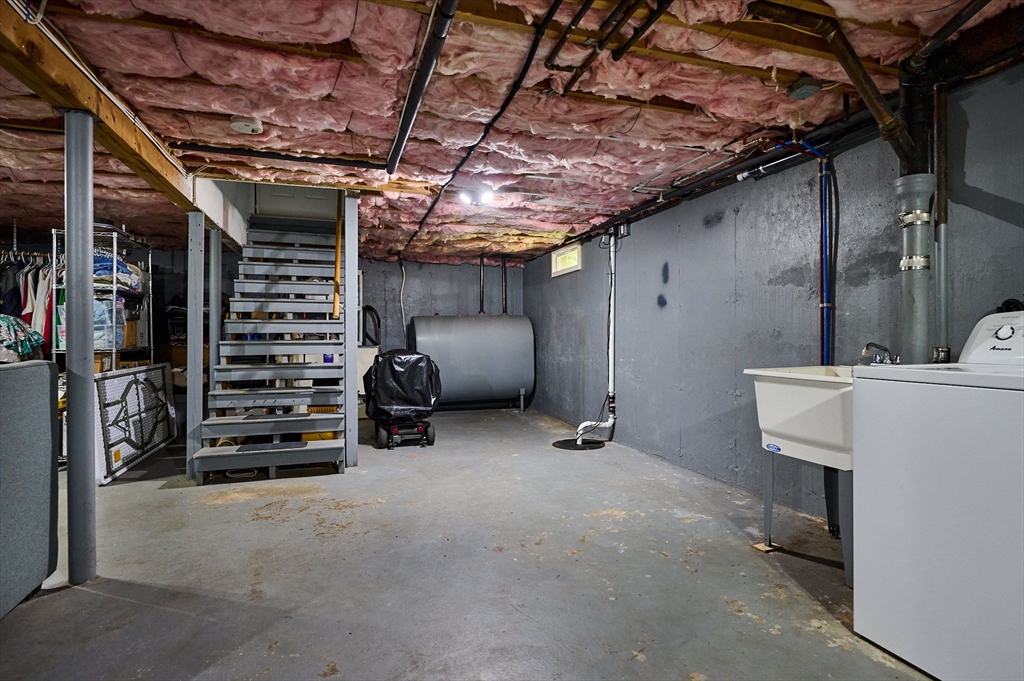 48 Austin Circle Northampton, MA 01062 - Photo 17 of 33 a view of a storage room