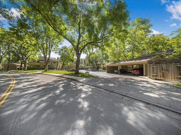 $445,900 | 5693 Makati Circle, Unit B, San Jose, CA 95123