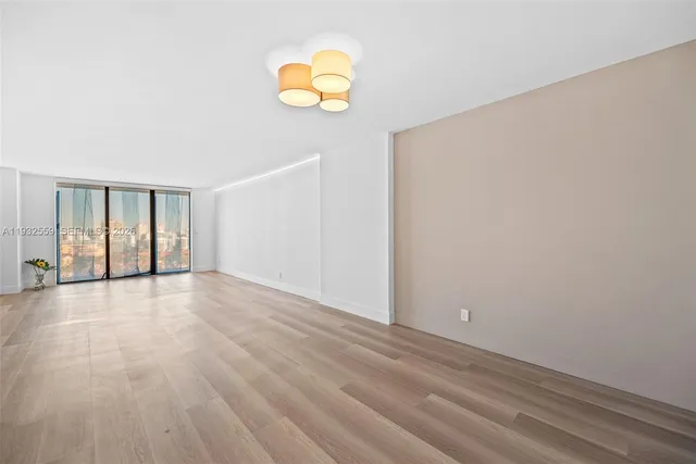 $3,200 | 18151 Northeast 31st Court, Unit 1714, Aventura, FL 33160