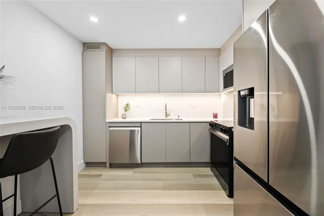 $3,200 | 18151 Northeast 31st Court, Unit 1714, Aventura, FL 33160