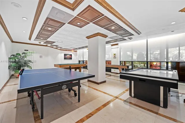 $3,200 | 18151 Northeast 31st Court, Unit 1714, Aventura, FL 33160