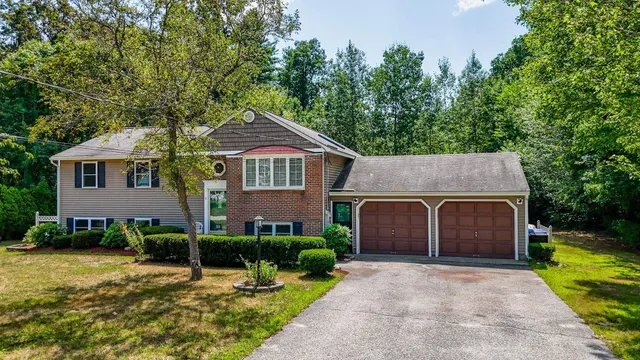 $639,900 | 10 Wagner Way, Hudson, NH 03051