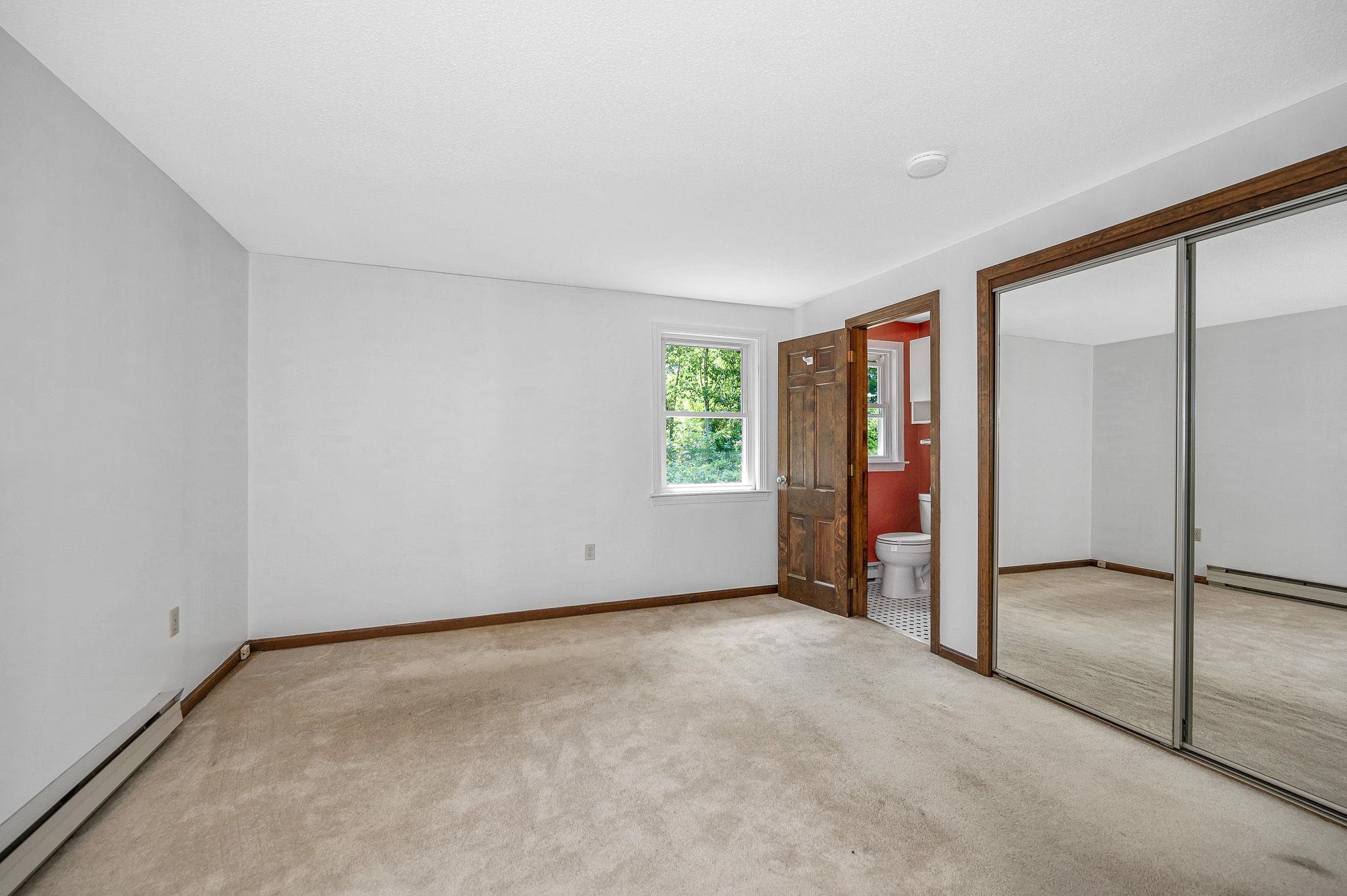 10 Wagner Way Hudson, NH 03051 - Photo 17 of 48