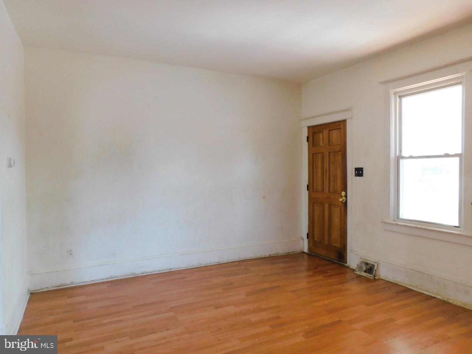 601 High Street Burlington, NJ 08016 - Photo 8 of 21