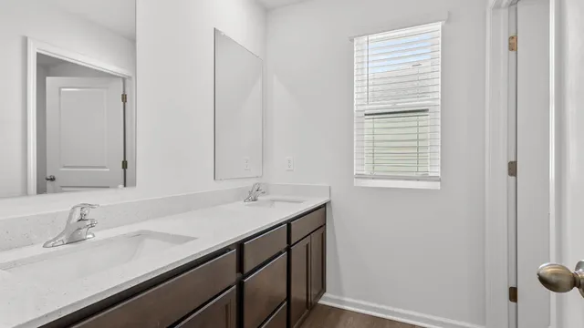 $469,990 | 6565 Walnut Court, Wonder Lake, IL 60097