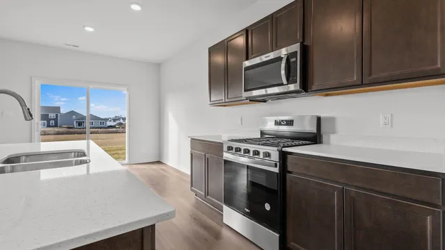 $469,990 | 6565 Walnut Court, Wonder Lake, IL 60097