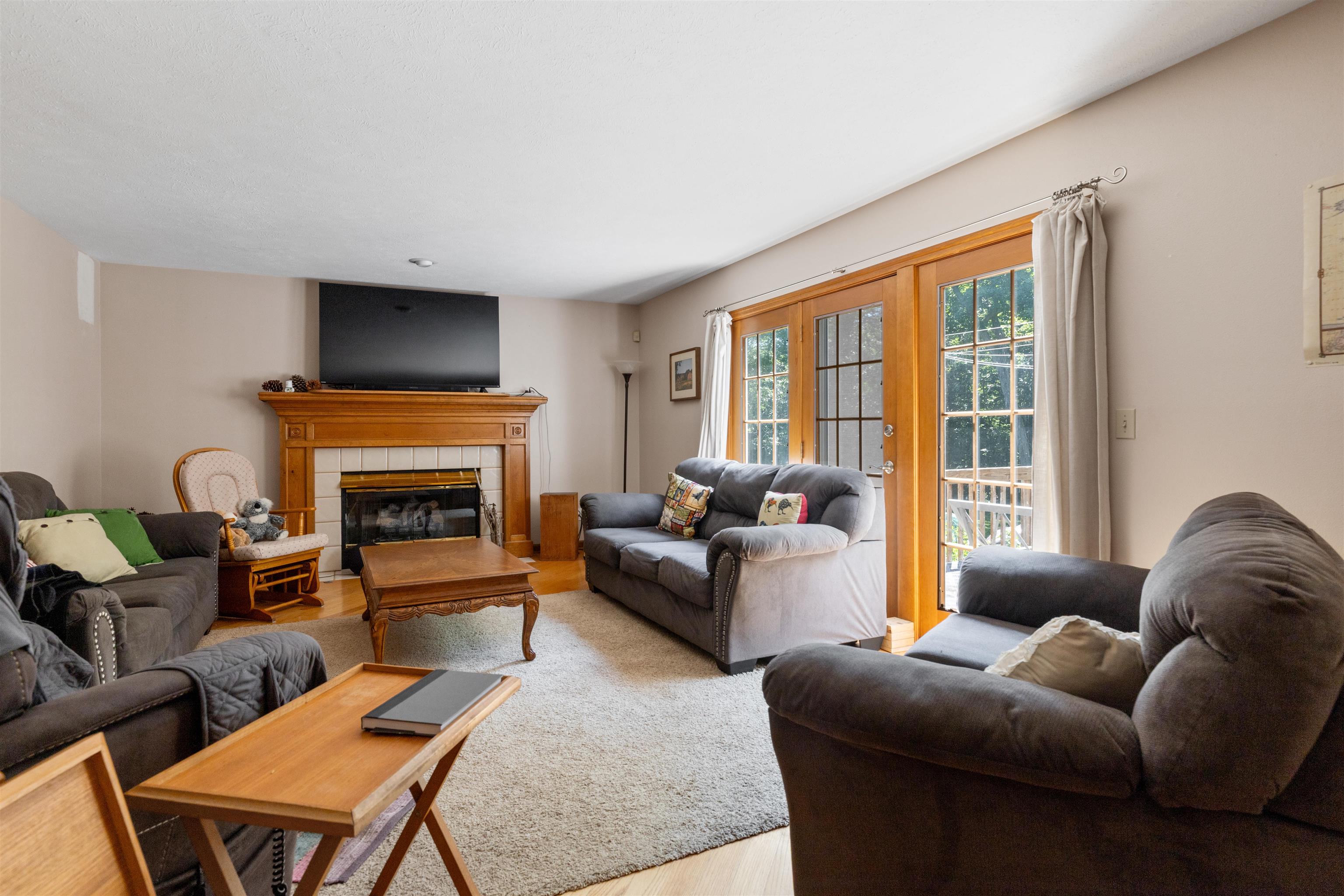 10959 Hamborg Road Roscoe, IL 61073 - Photo 10 of 58