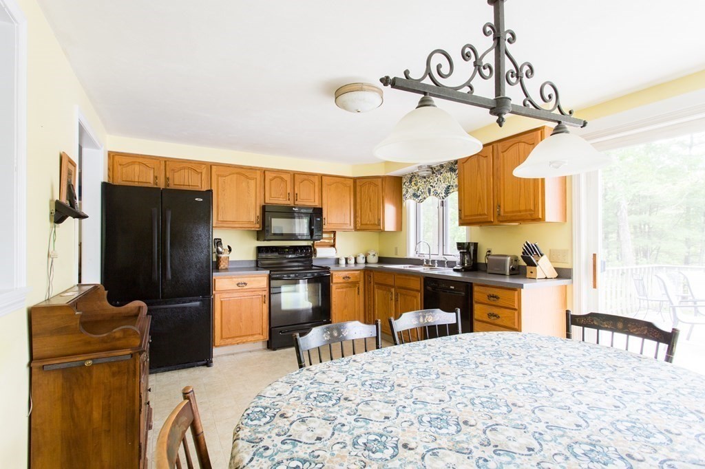 16 Pierce Road West Brookfield, MA 01585 - Photo 6 of 41 Gallery Image 6