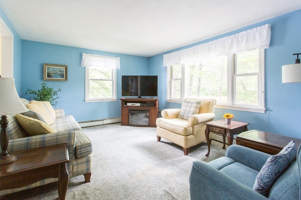 16 Pierce Road West Brookfield, MA 01585 - Photo 9 of 41 Gallery Image 9