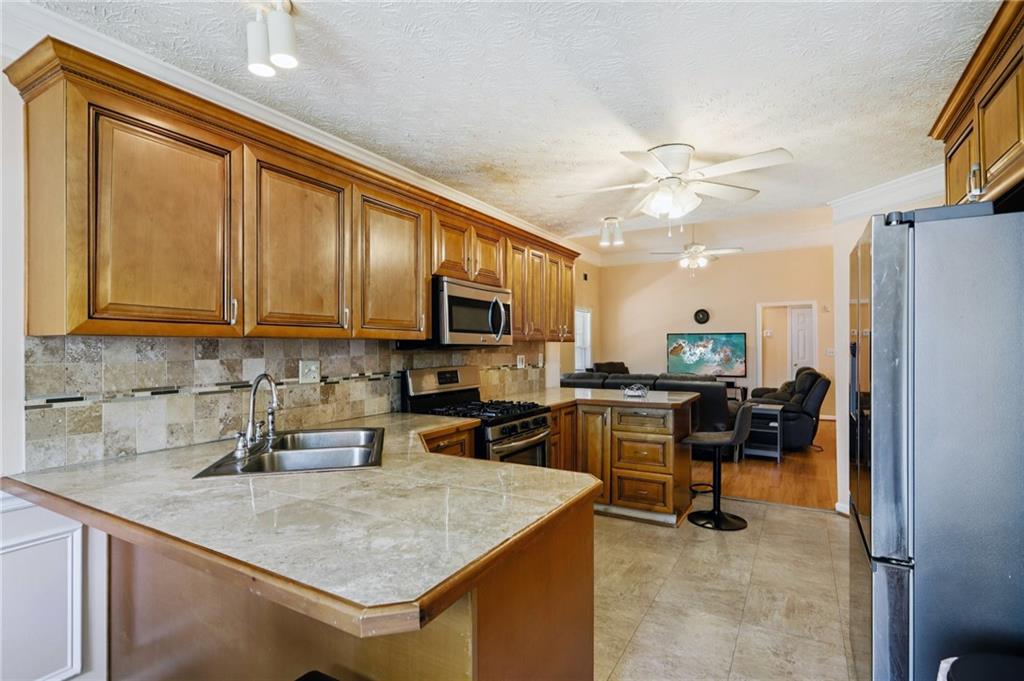740 Pebble Boulevard Covington, GA 30016 - Photo 11 of 37