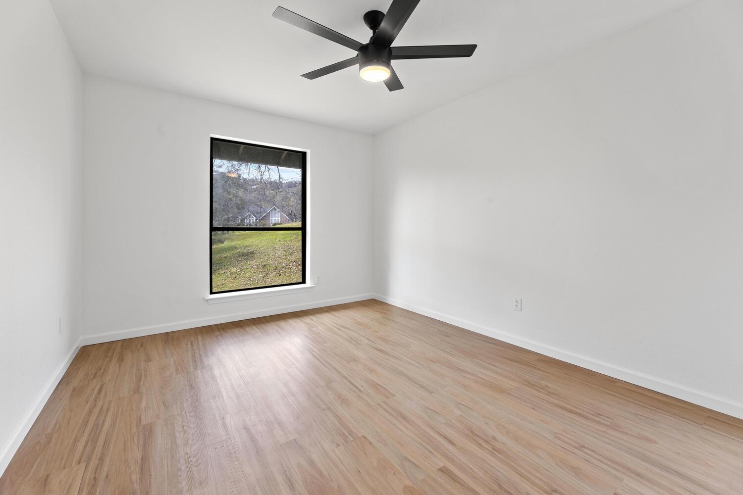 41763 Horseshoe Way Coarsegold, CA 93614 - Photo 14 of 45