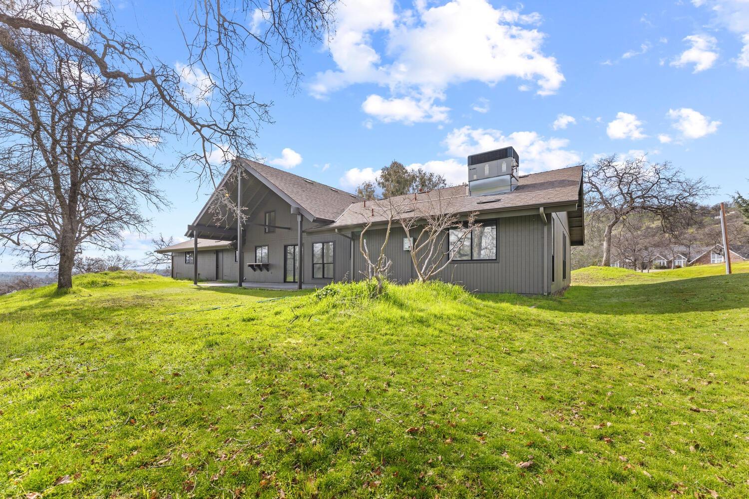 41763 Horseshoe Way Coarsegold, CA 93614 - Photo 28 of 45