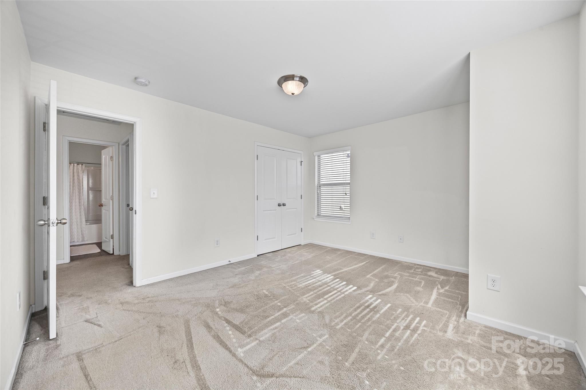 2811 Berry Creek Road Charlotte, NC 28214 - Photo 13 of 20 a view of an empty room