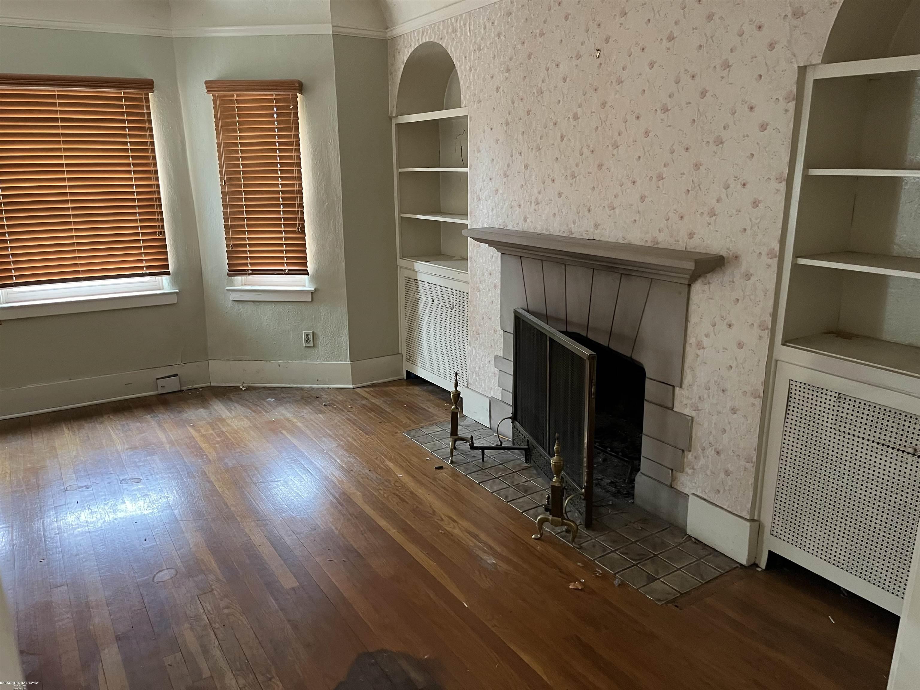 918 Nottingham Road Grosse Pointe Park, MI 48230 - Photo 4 of 13