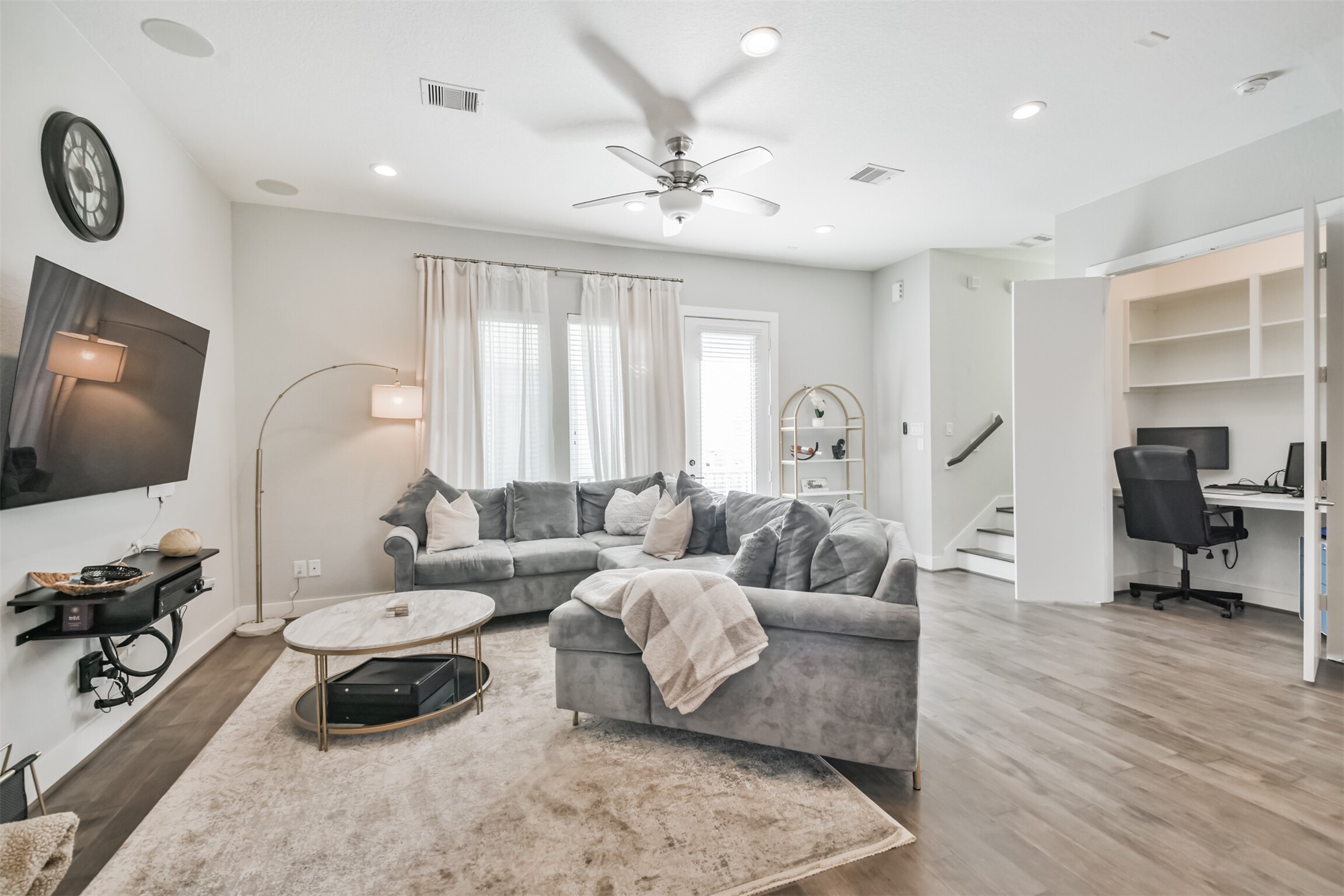 8411 Hempstead Road, Unit H Houston, TX 77008 - Photo 14 of 40