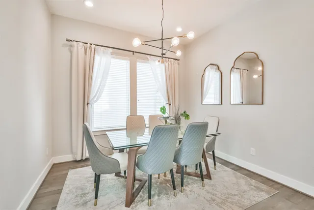 $2,900 | 8411 Hempstead Road, Unit H, Houston, TX 77008