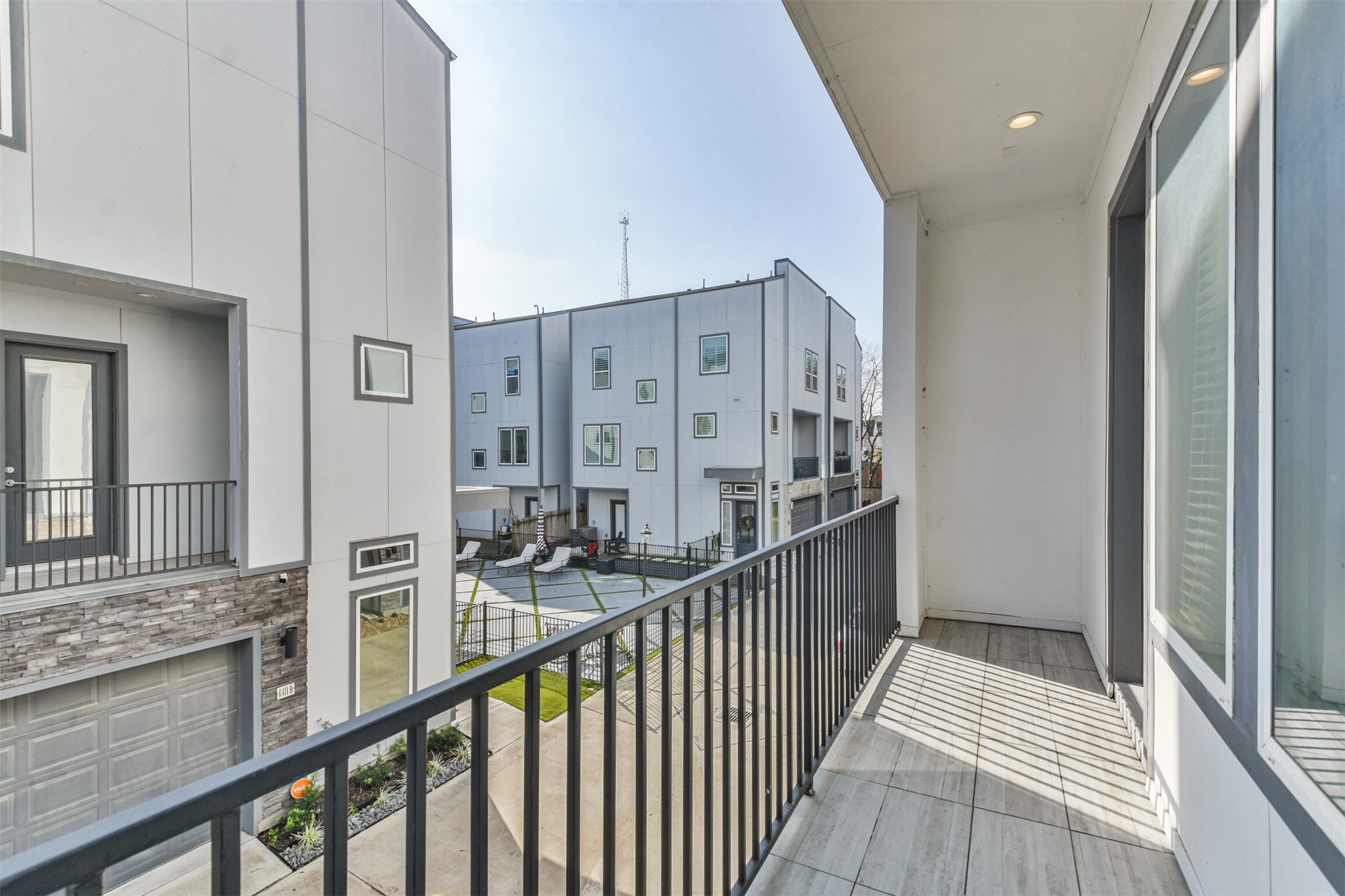 8411 Hempstead Road, Unit H Houston, TX 77008 - Photo 25 of 40