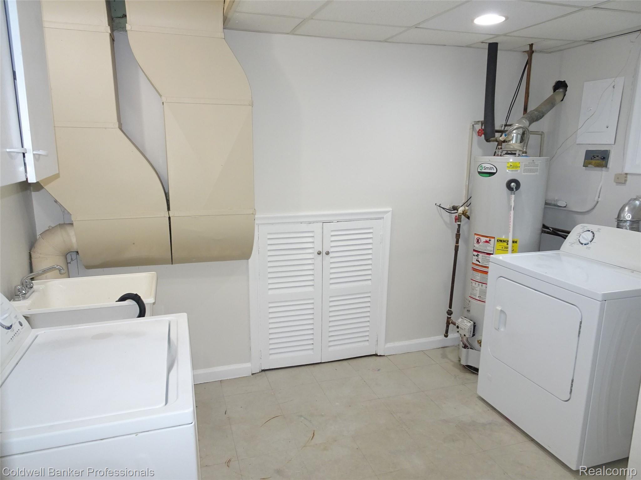 32015 Farmersville Road Farmington, MI 48334 - Photo 45 of 57 DSC05315.JPG