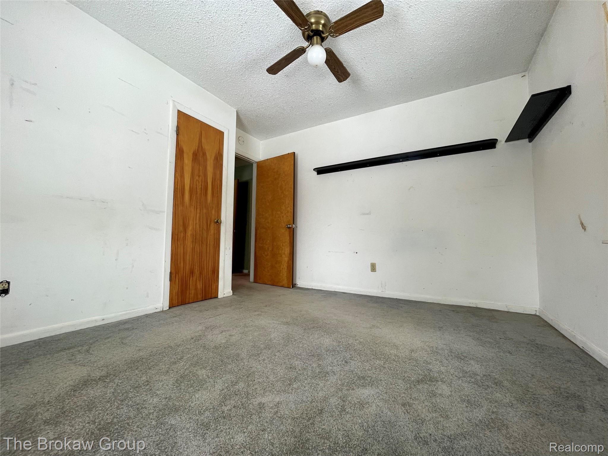 9200 Schrepfer Road Howell, MI 48855 - Photo 29 of 58 IMG-3619.jpg