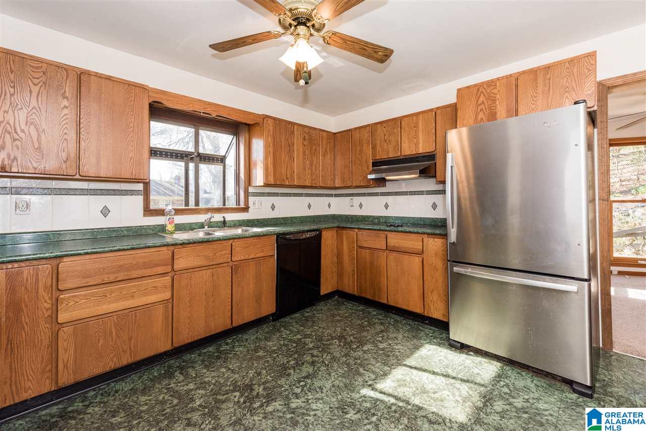 3204 Teakwood Road Birmingham, AL 35226 - Photo 11 of 49