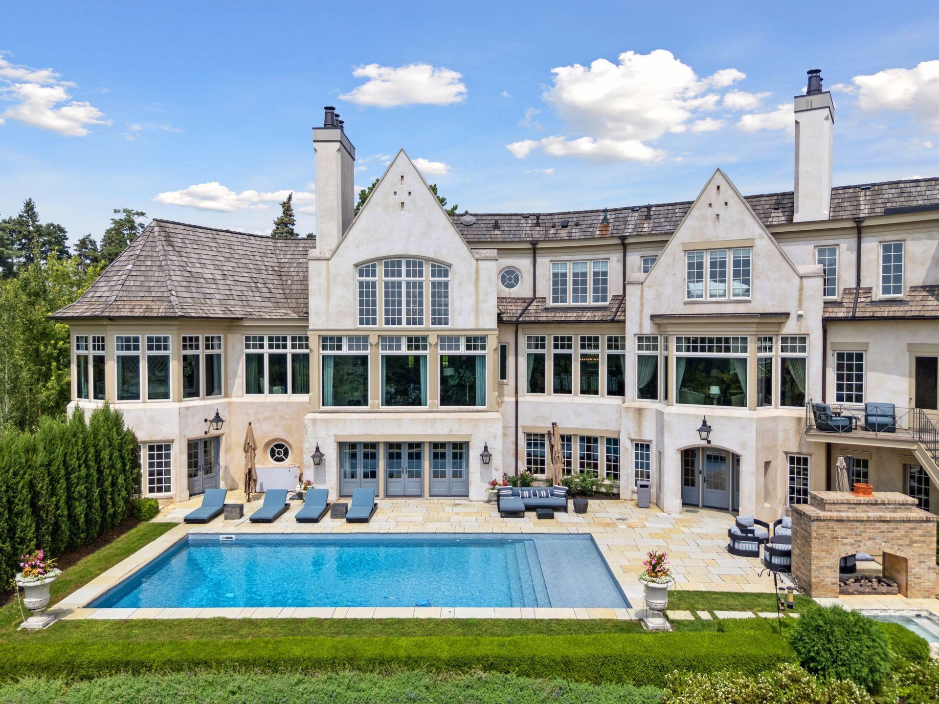 10675 Cavallo Ridge Eden Prairie, MN 55347 - Photo 5 of 85