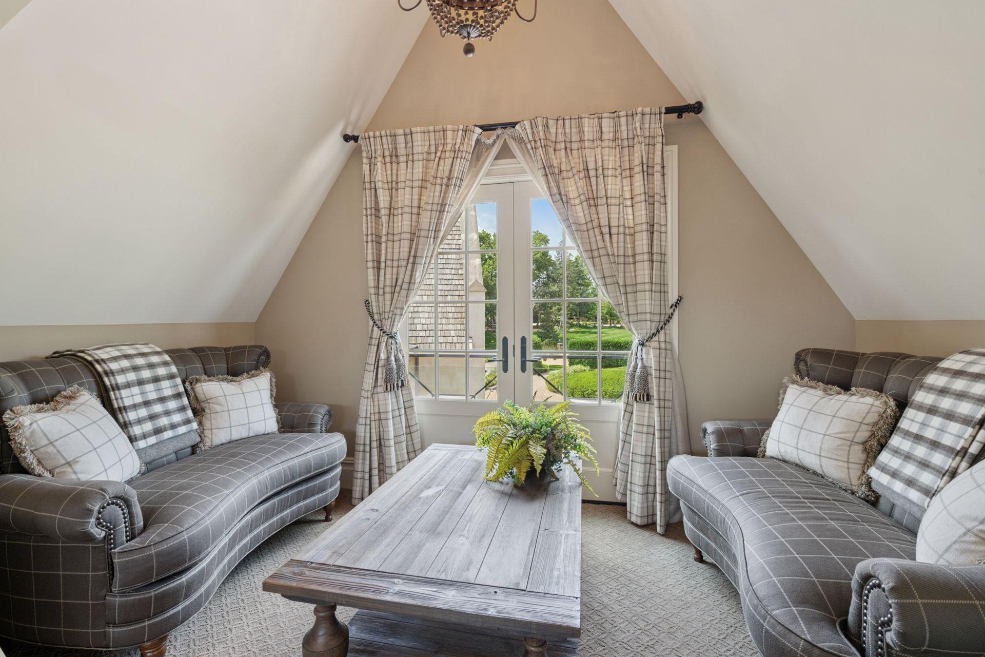 10675 Cavallo Ridge Eden Prairie, MN 55347 - Photo 59 of 85