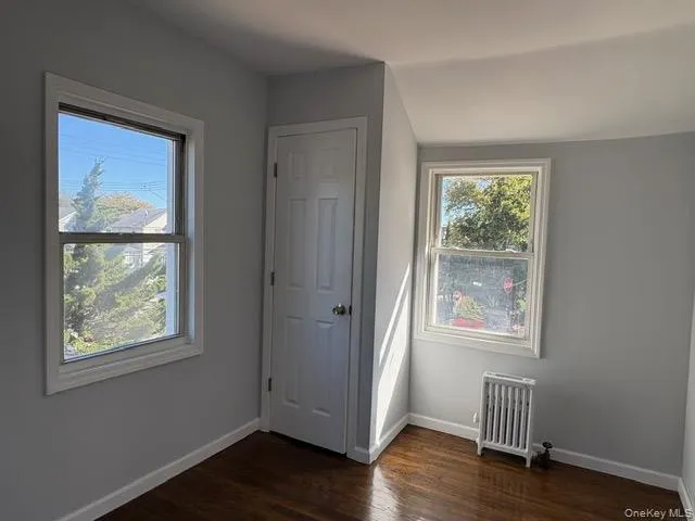 $1,025,000 | 191-47 114th Drive | St. Albans