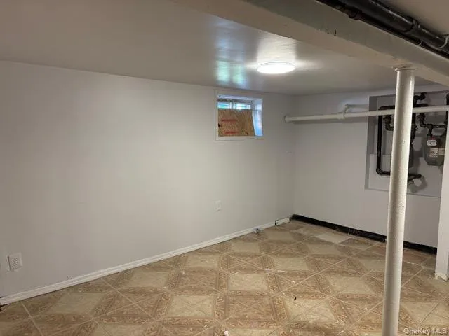 $1,025,000 | 191-47 114th Drive | St. Albans