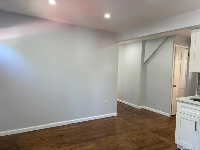 $1,025,000 | 191-47 114th Drive | St. Albans