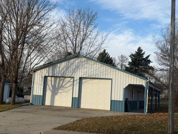 $399,000 | 404 Melby Avenue, Ashby, MN 56309