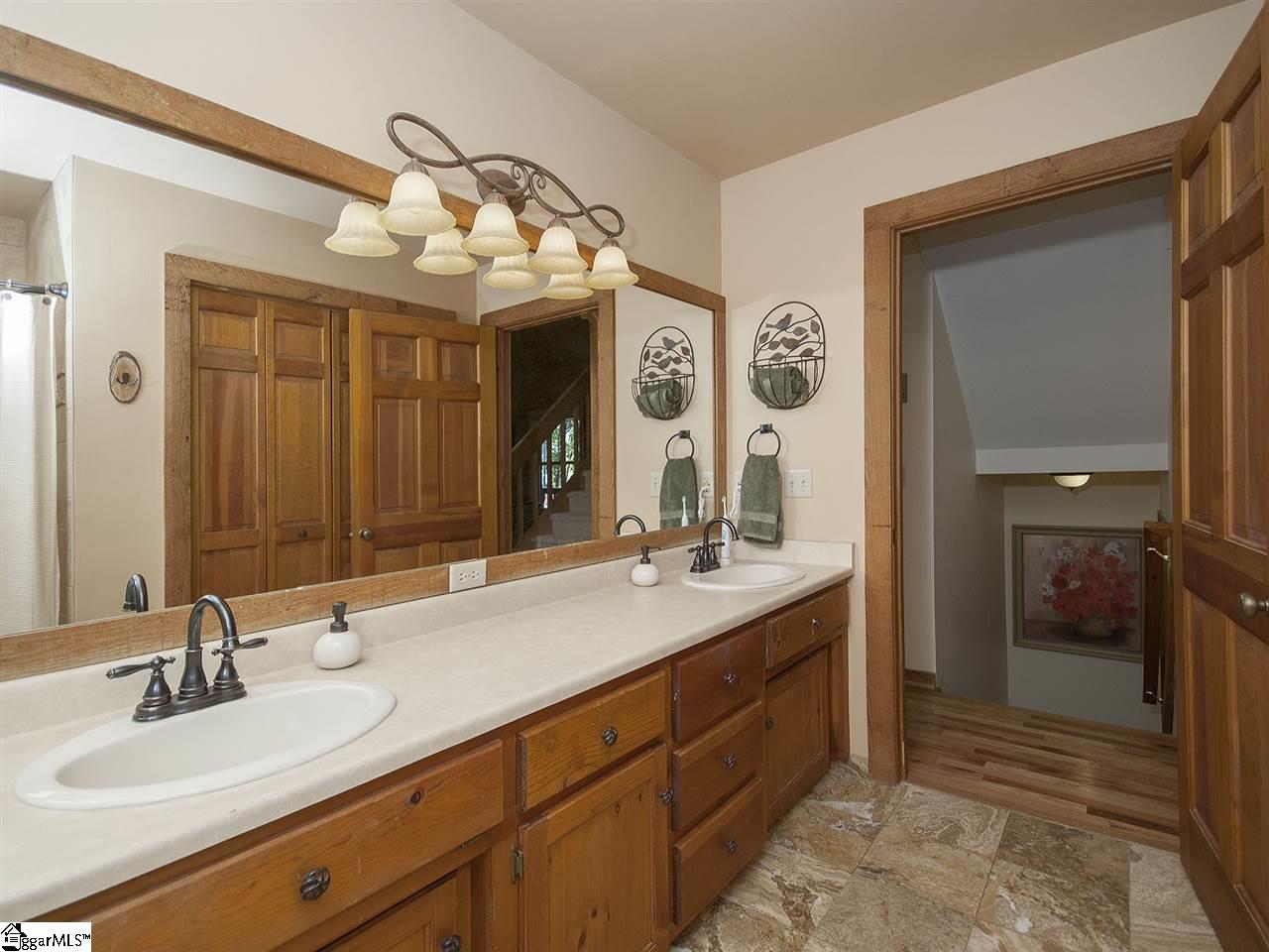 460 Old Hunts Bridge Road Greenville, SC 29617 - Photo 17 of 36 Gallery Image 17