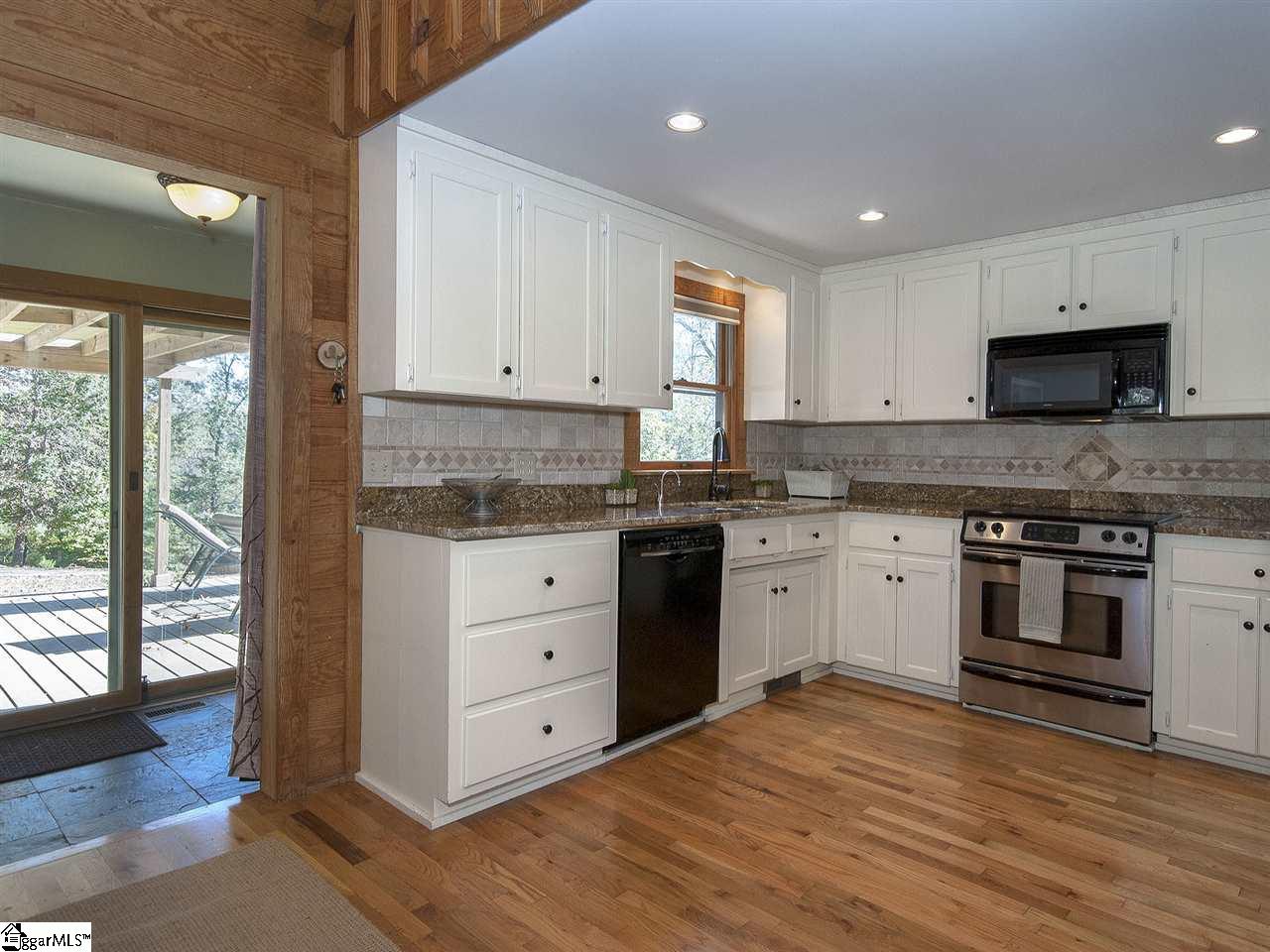 460 Old Hunts Bridge Road Greenville, SC 29617 - Photo 9 of 36 Gallery Image 9