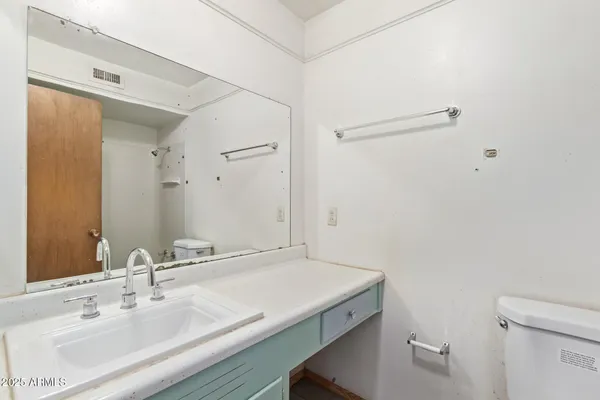 $319,900 | 8033 North 56th Avenue, Glendale, AZ 85302
